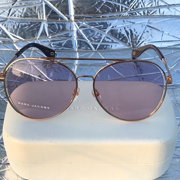 Marc Jacobs Aviator Sunglasses w/Case - Picture 8 of 8